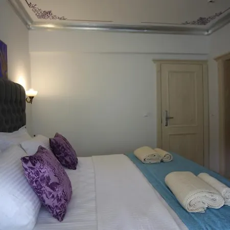 Petunya Boutique 3*