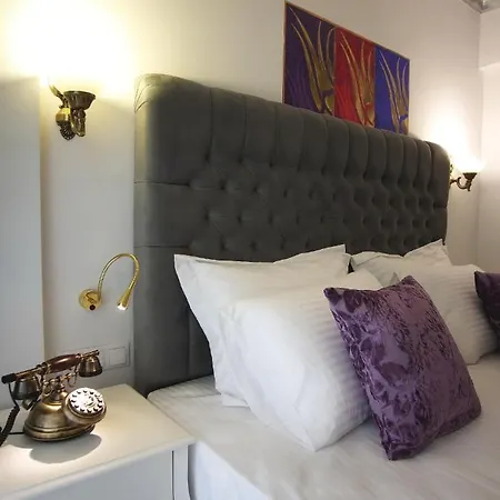 Petunya Boutique Otel İçmeler