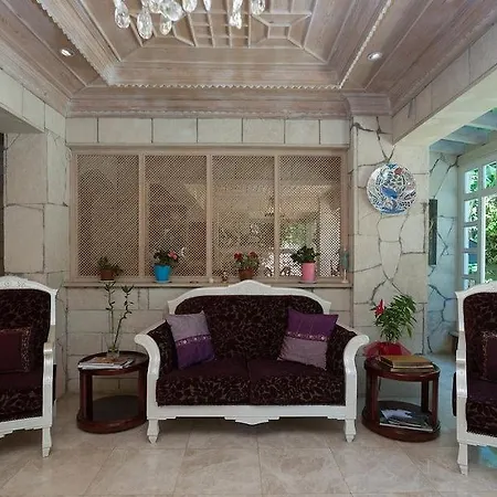 Petunya Boutique 3*