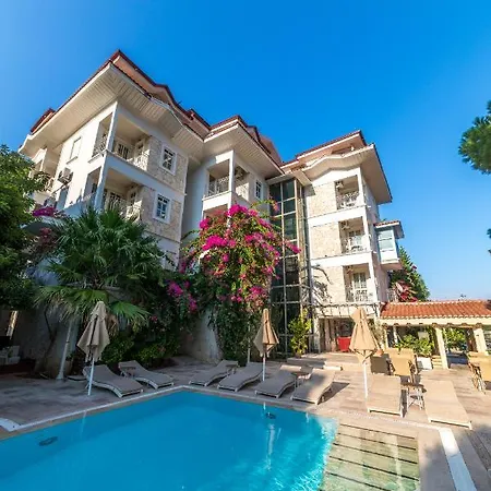 Hotel Petunya Boutique 3*